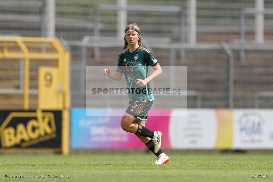 sport, action, Womens U16, USA, Stadion am Schönbusch, Länderspiel, Juniorinnen, GER, Fussball, Deutschland, DFB, Aschaffenburg, 11.06.2024 - Bild-ID: 2415648