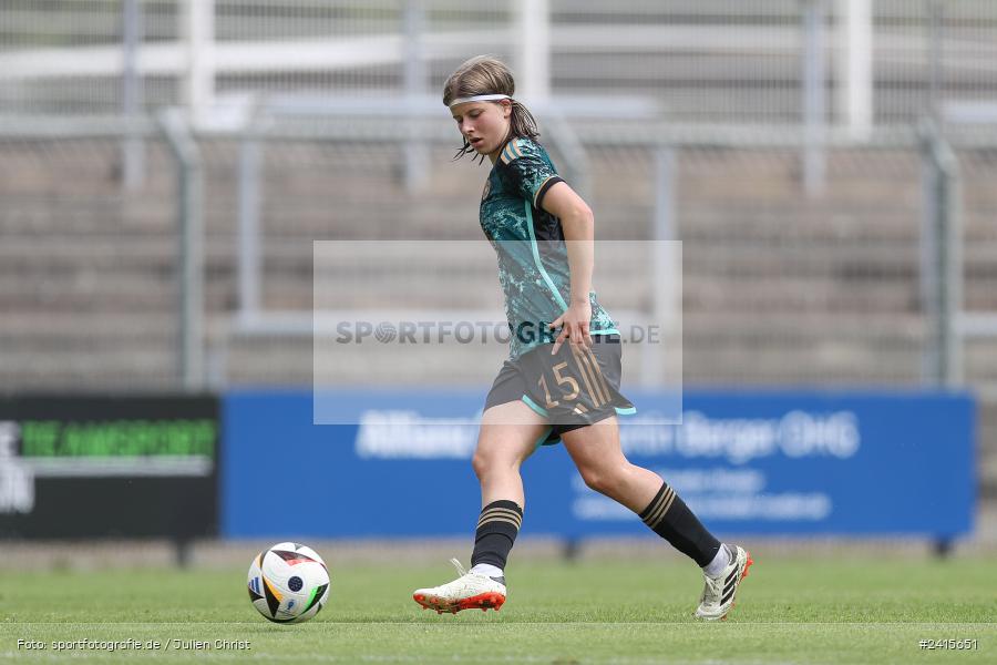 sport, action, Womens U16, USA, Stadion am Schönbusch, Länderspiel, Juniorinnen, GER, Fussball, Deutschland, DFB, Aschaffenburg, 11.06.2024 - Bild-ID: 2415651