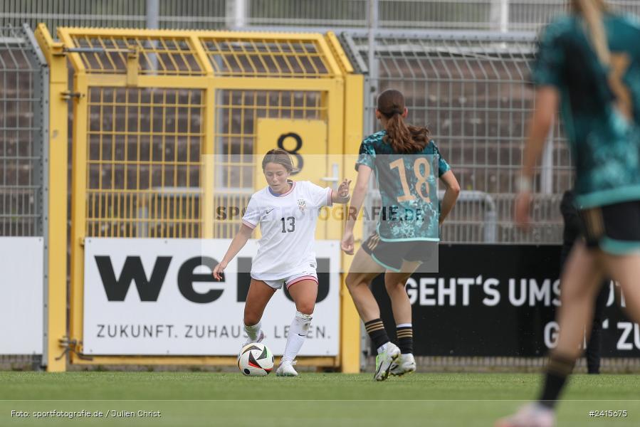 sport, action, Womens U16, USA, Stadion am Schönbusch, Länderspiel, Juniorinnen, GER, Fussball, Deutschland, DFB, Aschaffenburg, 11.06.2024 - Bild-ID: 2415675