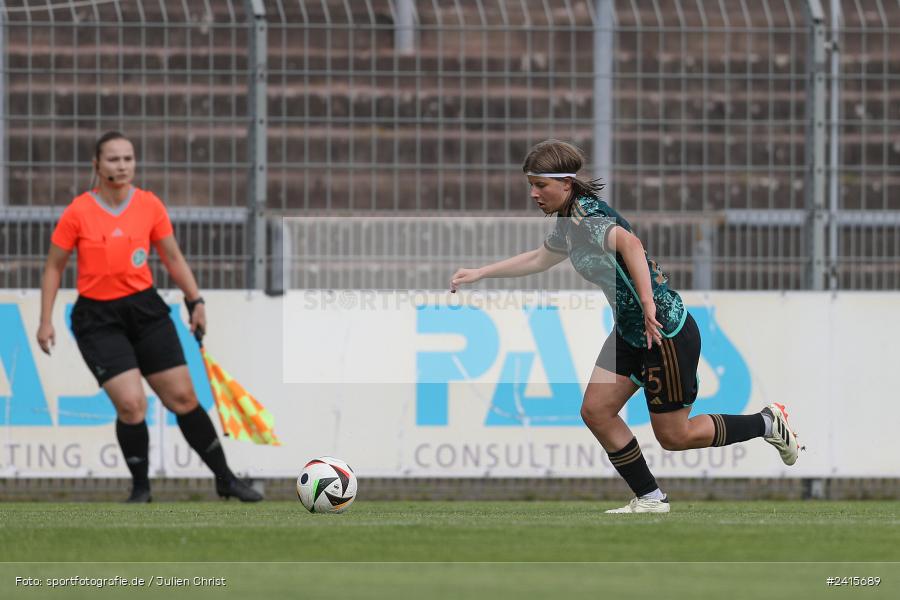 sport, action, Womens U16, USA, Stadion am Schönbusch, Länderspiel, Juniorinnen, GER, Fussball, Deutschland, DFB, Aschaffenburg, 11.06.2024 - Bild-ID: 2415689