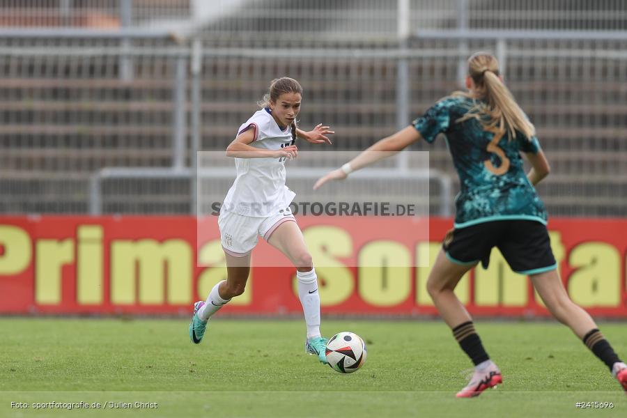 sport, action, Womens U16, USA, Stadion am Schönbusch, Länderspiel, Juniorinnen, GER, Fussball, Deutschland, DFB, Aschaffenburg, 11.06.2024 - Bild-ID: 2415696