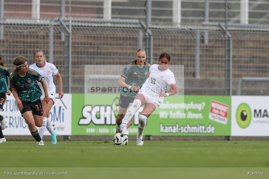 sport, action, Womens U16, USA, Stadion am Schönbusch, Länderspiel, Juniorinnen, GER, Fussball, Deutschland, DFB, Aschaffenburg, 11.06.2024 - Bild-ID: 2415702