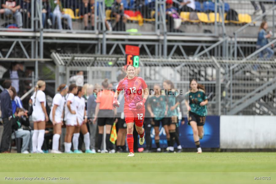 sport, action, Womens U16, USA, Stadion am Schönbusch, Länderspiel, Juniorinnen, GER, Fussball, Deutschland, DFB, Aschaffenburg, 11.06.2024 - Bild-ID: 2415725