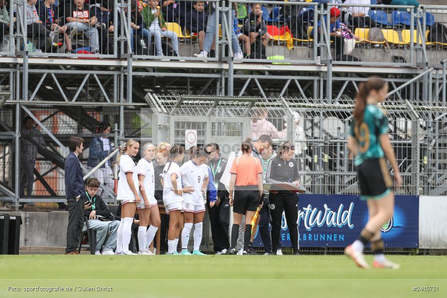 sport, action, Womens U16, USA, Stadion am Schönbusch, Länderspiel, Juniorinnen, GER, Fussball, Deutschland, DFB, Aschaffenburg, 11.06.2024 - Bild-ID: 2415731