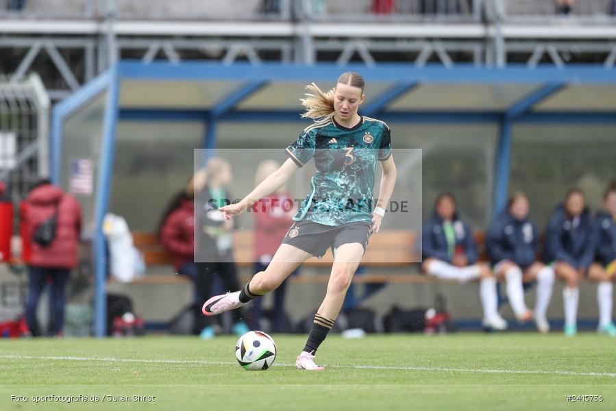 sport, action, Womens U16, USA, Stadion am Schönbusch, Länderspiel, Juniorinnen, GER, Fussball, Deutschland, DFB, Aschaffenburg, 11.06.2024 - Bild-ID: 2415736 sport, action, Womens U16, USA, Stadion am Schönbusch, Länderspiel, Juniorinnen, GER, Fussball, Deutschland, DFB, Aschaffenburg, 11.06.2024 - Bild-ID: 2415736