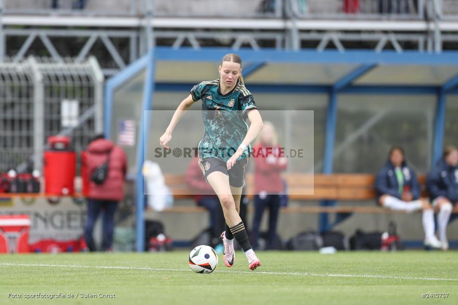 sport, action, Womens U16, USA, Stadion am Schönbusch, Länderspiel, Juniorinnen, GER, Fussball, Deutschland, DFB, Aschaffenburg, 11.06.2024 - Bild-ID: 2415737