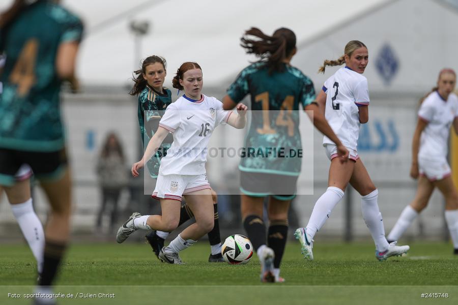 sport, action, Womens U16, USA, Stadion am Schönbusch, Länderspiel, Juniorinnen, GER, Fussball, Deutschland, DFB, Aschaffenburg, 11.06.2024 - Bild-ID: 2415748