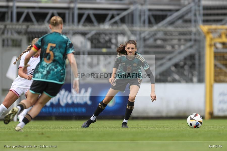 sport, action, Womens U16, USA, Stadion am Schönbusch, Länderspiel, Juniorinnen, GER, Fussball, Deutschland, DFB, Aschaffenburg, 11.06.2024 - Bild-ID: 2415749