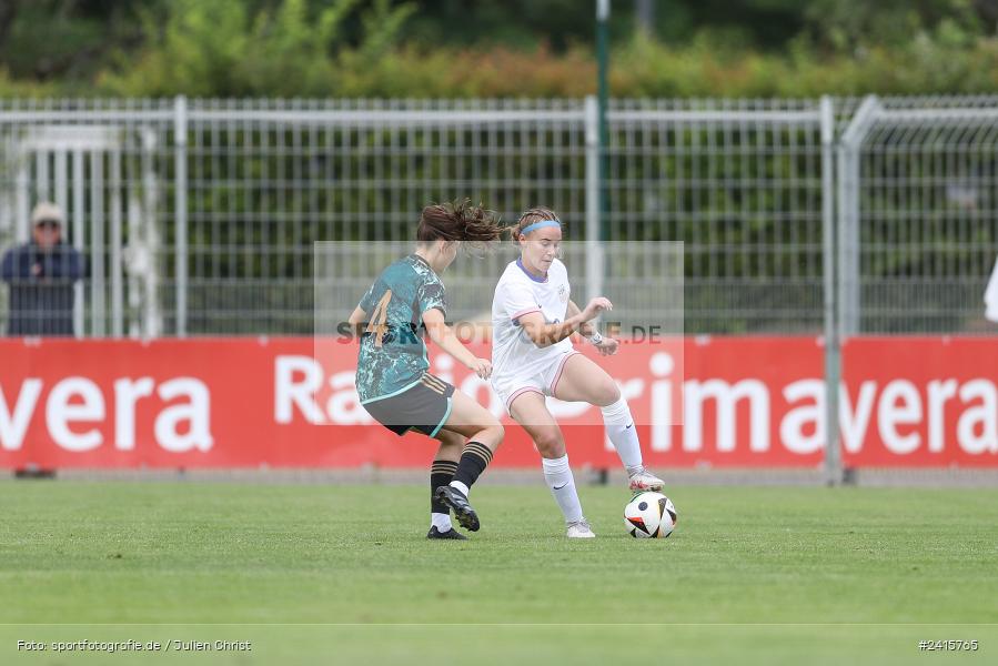 sport, action, Womens U16, USA, Stadion am Schönbusch, Länderspiel, Juniorinnen, GER, Fussball, Deutschland, DFB, Aschaffenburg, 11.06.2024 - Bild-ID: 2415765 sport, action, Womens U16, USA, Stadion am Schönbusch, Länderspiel, Juniorinnen, GER, Fussball, Deutschland, DFB, Aschaffenburg, 11.06.2024 - Bild-ID: 2415765