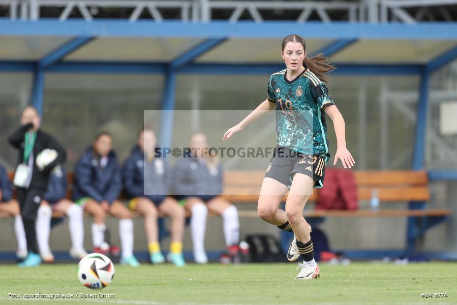 sport, action, Womens U16, USA, Stadion am Schönbusch, Länderspiel, Juniorinnen, GER, Fussball, Deutschland, DFB, Aschaffenburg, 11.06.2024 - Bild-ID: 2415774 sport, action, Womens U16, USA, Stadion am Schönbusch, Länderspiel, Juniorinnen, GER, Fussball, Deutschland, DFB, Aschaffenburg, 11.06.2024 - Bild-ID: 2415774