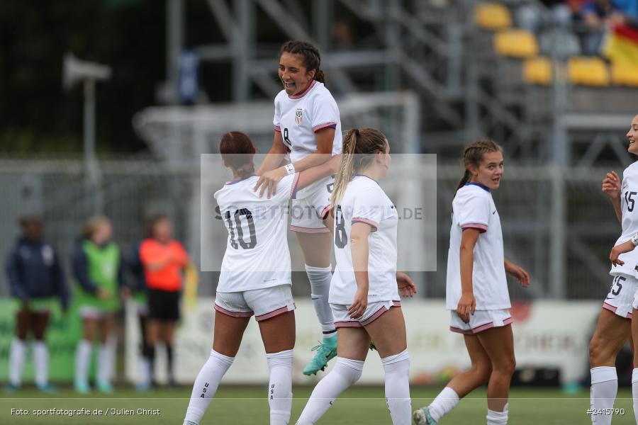 sport, action, Womens U16, USA, Stadion am Schönbusch, Länderspiel, Juniorinnen, GER, Fussball, Deutschland, DFB, Aschaffenburg, 11.06.2024 - Bild-ID: 2415790