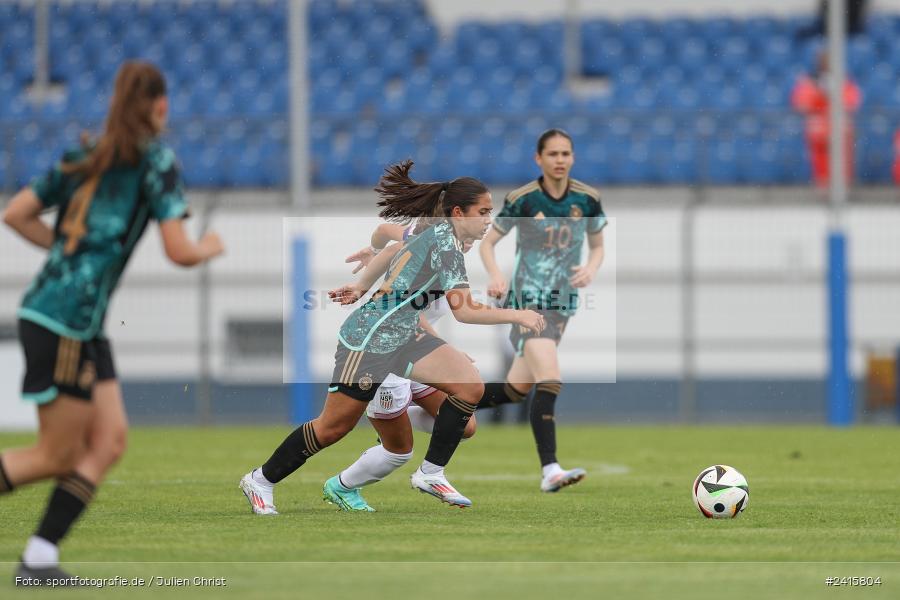 sport, action, Womens U16, USA, Stadion am Schönbusch, Länderspiel, Juniorinnen, GER, Fussball, Deutschland, DFB, Aschaffenburg, 11.06.2024 - Bild-ID: 2415804