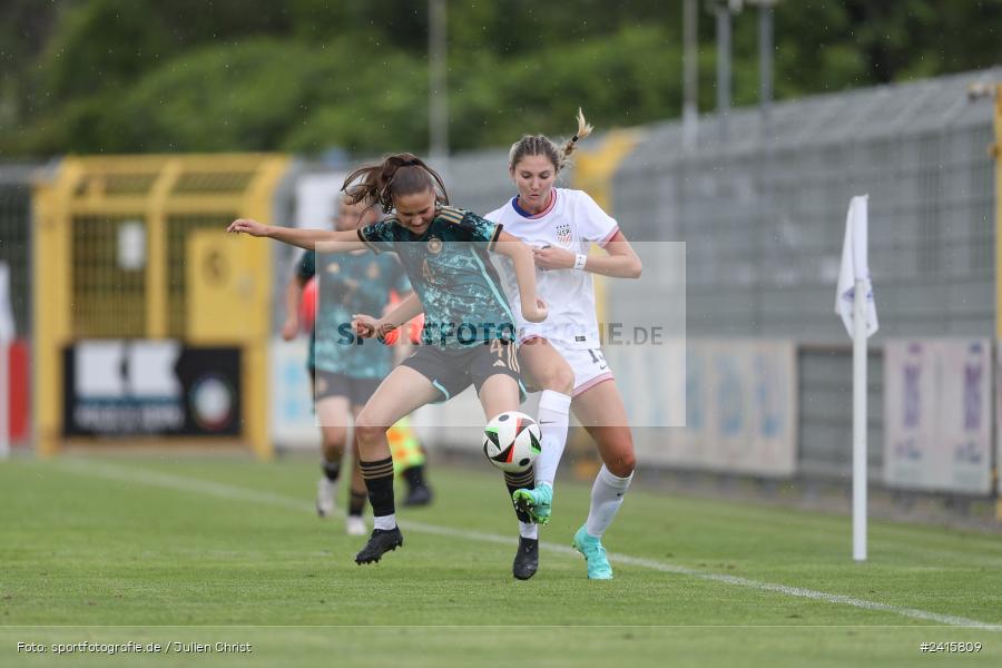 sport, action, Womens U16, USA, Stadion am Schönbusch, Länderspiel, Juniorinnen, GER, Fussball, Deutschland, DFB, Aschaffenburg, 11.06.2024 - Bild-ID: 2415809