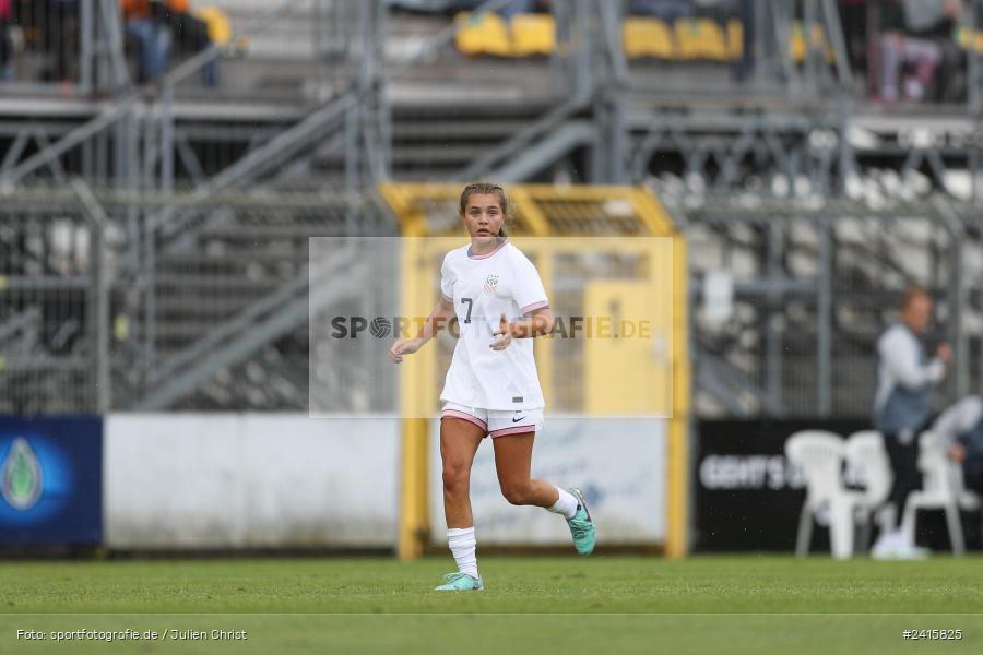 sport, action, Womens U16, USA, Stadion am Schönbusch, Länderspiel, Juniorinnen, GER, Fussball, Deutschland, DFB, Aschaffenburg, 11.06.2024 - Bild-ID: 2415825 sport, action, Womens U16, USA, Stadion am Schönbusch, Länderspiel, Juniorinnen, GER, Fussball, Deutschland, DFB, Aschaffenburg, 11.06.2024 - Bild-ID: 2415825