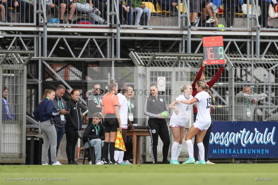 sport, action, Womens U16, USA, Stadion am Schönbusch, Länderspiel, Juniorinnen, GER, Fussball, Deutschland, DFB, Aschaffenburg, 11.06.2024 - Bild-ID: 2415832
