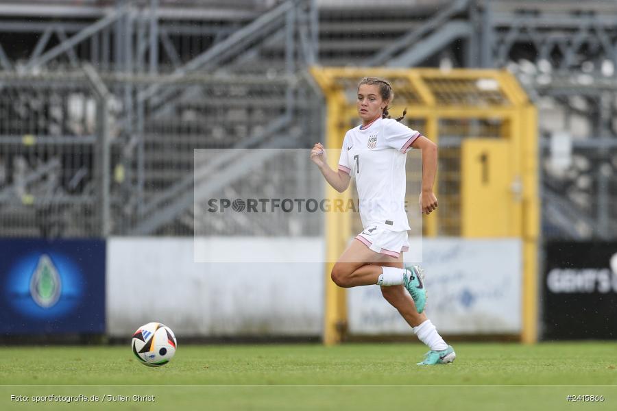 sport, action, Womens U16, USA, Stadion am Schönbusch, Länderspiel, Juniorinnen, GER, Fussball, Deutschland, DFB, Aschaffenburg, 11.06.2024 - Bild-ID: 2415866