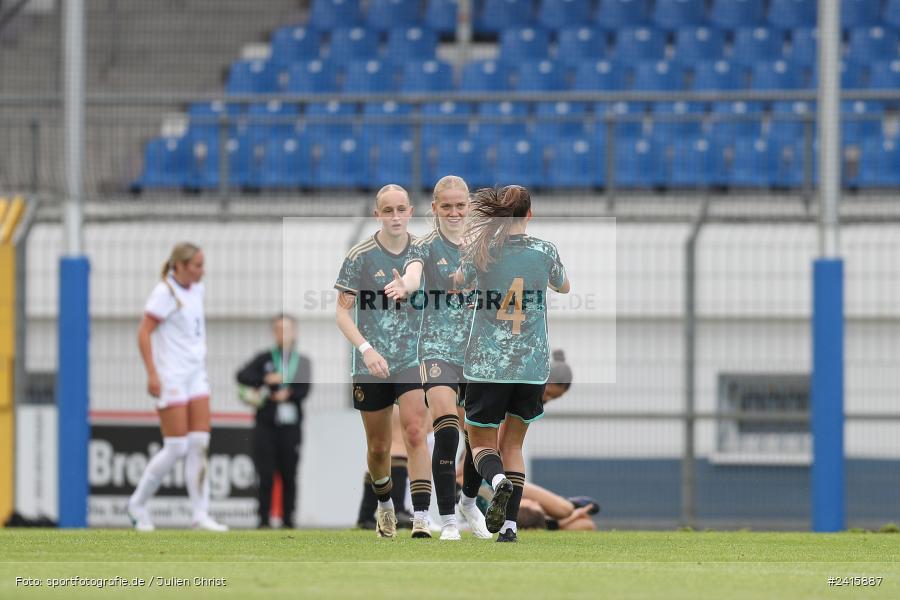sport, action, Womens U16, USA, Stadion am Schönbusch, Länderspiel, Juniorinnen, GER, Fussball, Deutschland, DFB, Aschaffenburg, 11.06.2024 - Bild-ID: 2415887