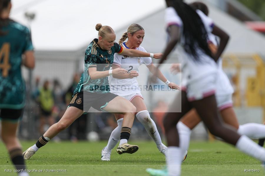 sport, action, Womens U16, USA, Stadion am Schönbusch, Länderspiel, Juniorinnen, GER, Fussball, Deutschland, DFB, Aschaffenburg, 11.06.2024 - Bild-ID: 2415910