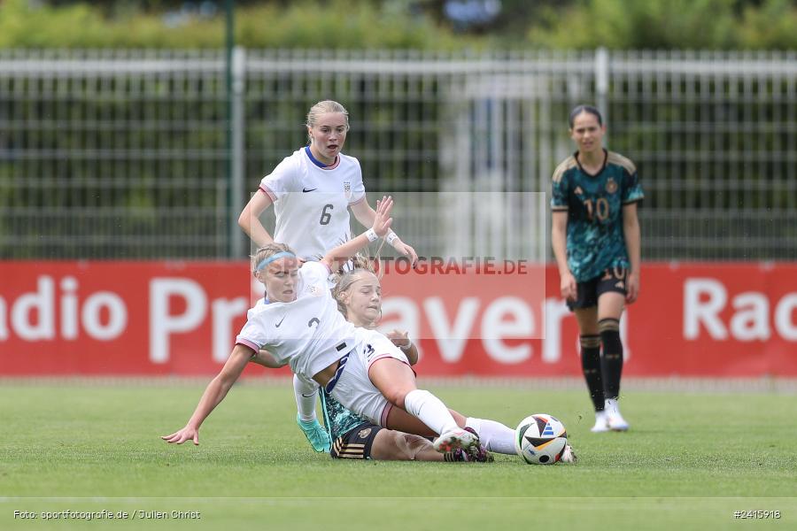 sport, action, Womens U16, USA, Stadion am Schönbusch, Länderspiel, Juniorinnen, GER, Fussball, Deutschland, DFB, Aschaffenburg, 11.06.2024 - Bild-ID: 2415918
