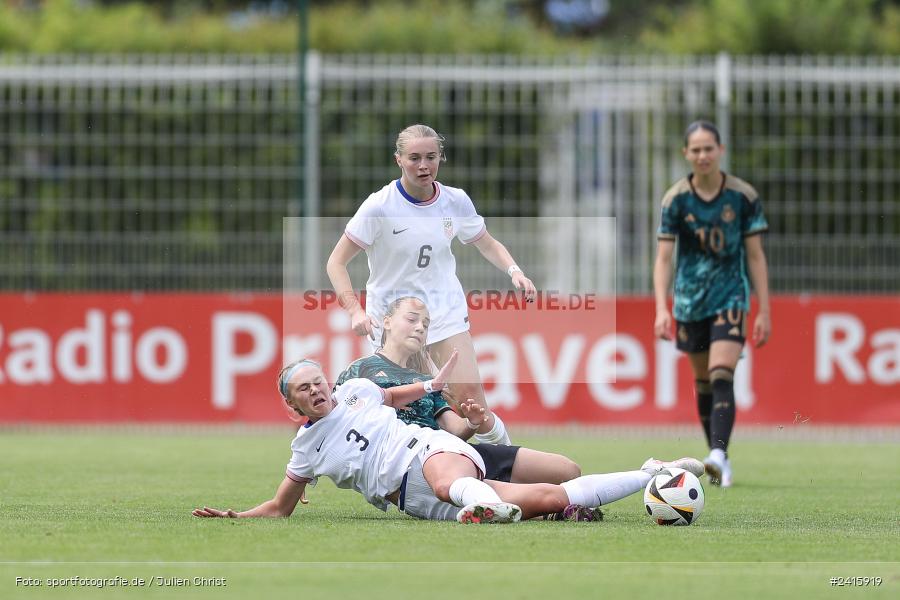 sport, action, Womens U16, USA, Stadion am Schönbusch, Länderspiel, Juniorinnen, GER, Fussball, Deutschland, DFB, Aschaffenburg, 11.06.2024 - Bild-ID: 2415919