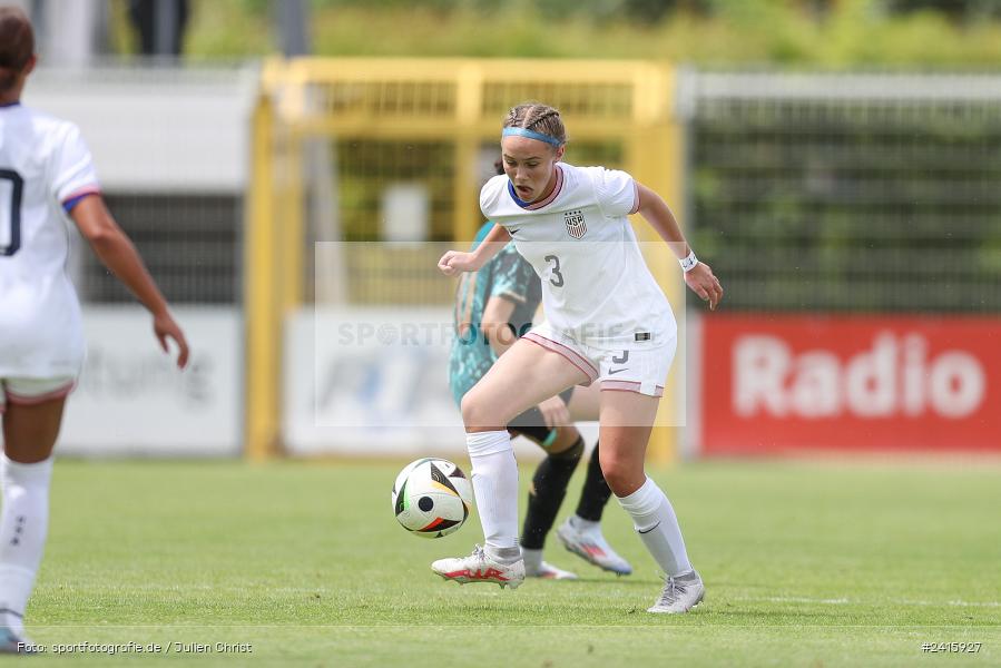 sport, action, Womens U16, USA, Stadion am Schönbusch, Länderspiel, Juniorinnen, GER, Fussball, Deutschland, DFB, Aschaffenburg, 11.06.2024 - Bild-ID: 2415927