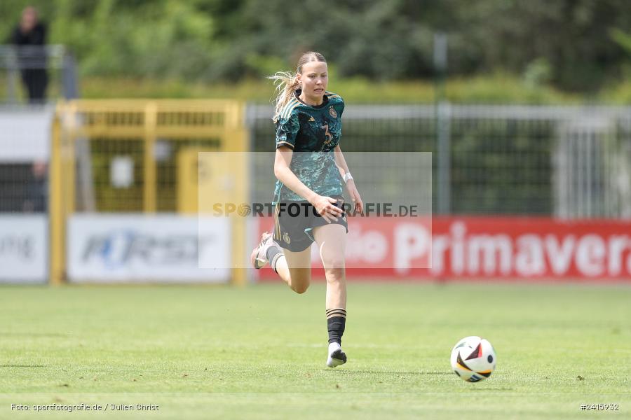 sport, action, Womens U16, USA, Stadion am Schönbusch, Länderspiel, Juniorinnen, GER, Fussball, Deutschland, DFB, Aschaffenburg, 11.06.2024 - Bild-ID: 2415932