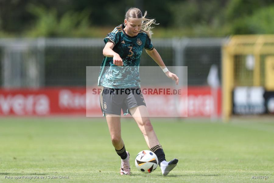 sport, action, Womens U16, USA, Stadion am Schönbusch, Länderspiel, Juniorinnen, GER, Fussball, Deutschland, DFB, Aschaffenburg, 11.06.2024 - Bild-ID: 2415934