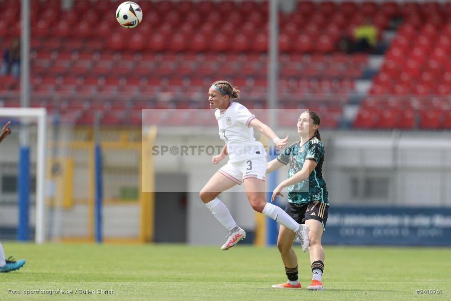 sport, action, Womens U16, USA, Stadion am Schönbusch, Länderspiel, Juniorinnen, GER, Fussball, Deutschland, DFB, Aschaffenburg, 11.06.2024 - Bild-ID: 2415961