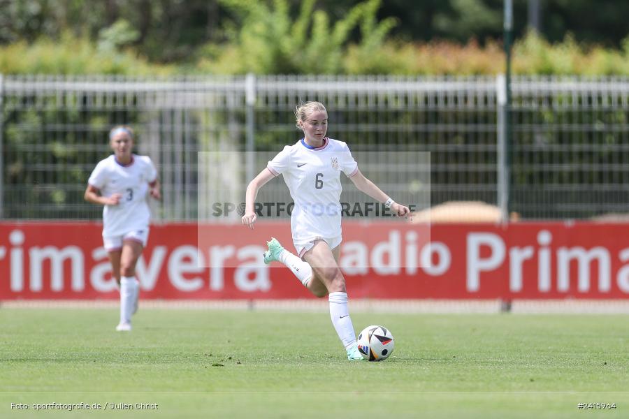 sport, action, Womens U16, USA, Stadion am Schönbusch, Länderspiel, Juniorinnen, GER, Fussball, Deutschland, DFB, Aschaffenburg, 11.06.2024 - Bild-ID: 2415964