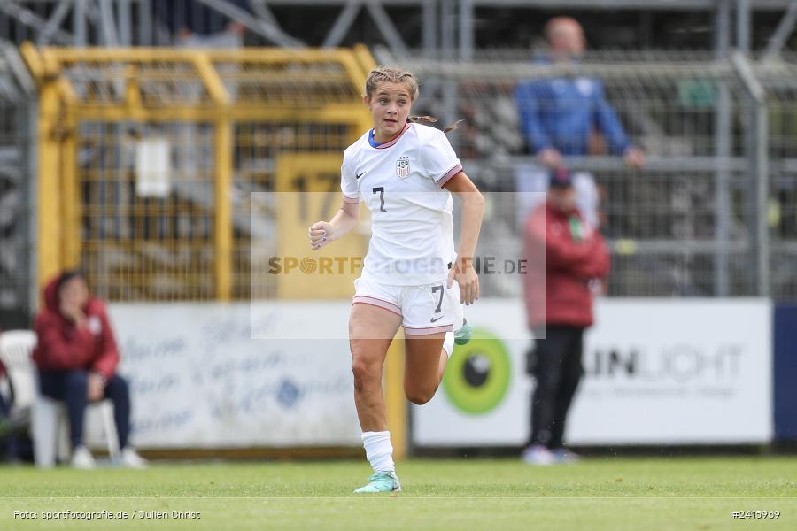 sport, action, Womens U16, USA, Stadion am Schönbusch, Länderspiel, Juniorinnen, GER, Fussball, Deutschland, DFB, Aschaffenburg, 11.06.2024 - Bild-ID: 2415969 sport, action, Womens U16, USA, Stadion am Schönbusch, Länderspiel, Juniorinnen, GER, Fussball, Deutschland, DFB, Aschaffenburg, 11.06.2024 - Bild-ID: 2415969