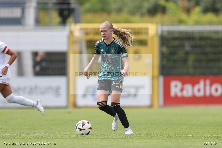 sport, action, Womens U16, USA, Stadion am Schönbusch, Länderspiel, Juniorinnen, GER, Fussball, Deutschland, DFB, Aschaffenburg, 11.06.2024 - Bild-ID: 2415984
