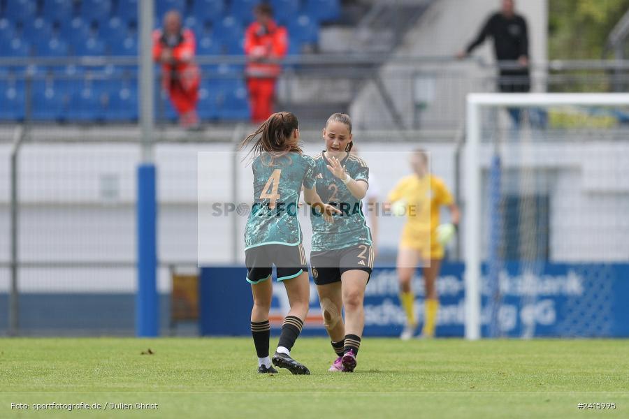 sport, action, Womens U16, USA, Stadion am Schönbusch, Länderspiel, Juniorinnen, GER, Fussball, Deutschland, DFB, Aschaffenburg, 11.06.2024 - Bild-ID: 2415995