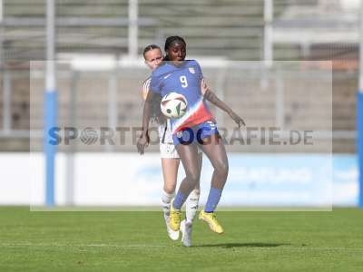 Fotos von Nyanya Touray auf sportfotografie