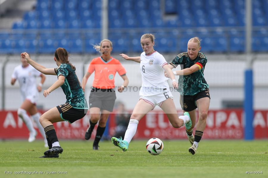 sport, action, Womens U16, USA, Stadion am Schönbusch, Länderspiel, Juniorinnen, GER, Fussball, Deutschland, DFB, Aschaffenburg, 11.06.2024 - Bild-ID: 2416004