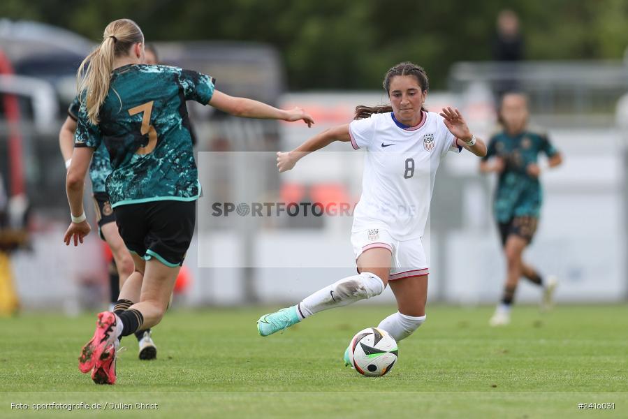 sport, action, Womens U16, USA, Stadion am Schönbusch, Länderspiel, Juniorinnen, GER, Fussball, Deutschland, DFB, Aschaffenburg, 11.06.2024 - Bild-ID: 2416031