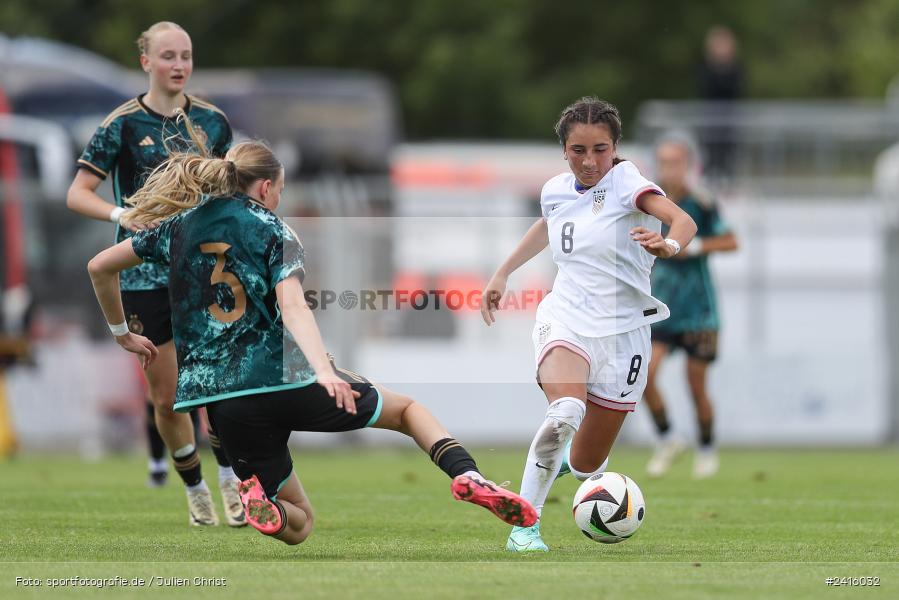 sport, action, Womens U16, USA, Stadion am Schönbusch, Länderspiel, Juniorinnen, GER, Fussball, Deutschland, DFB, Aschaffenburg, 11.06.2024 - Bild-ID: 2416032