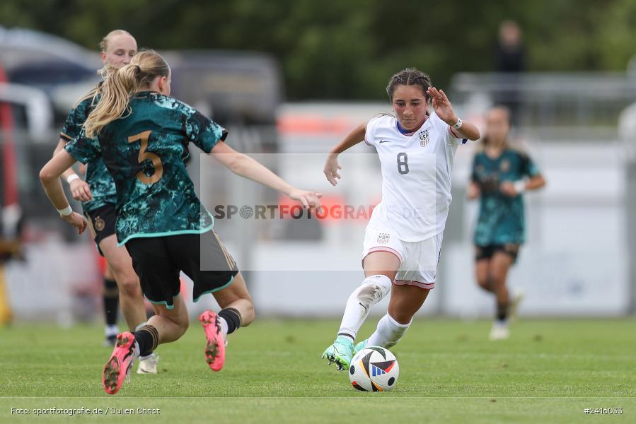 sport, action, Womens U16, USA, Stadion am Schönbusch, Länderspiel, Juniorinnen, GER, Fussball, Deutschland, DFB, Aschaffenburg, 11.06.2024 - Bild-ID: 2416033