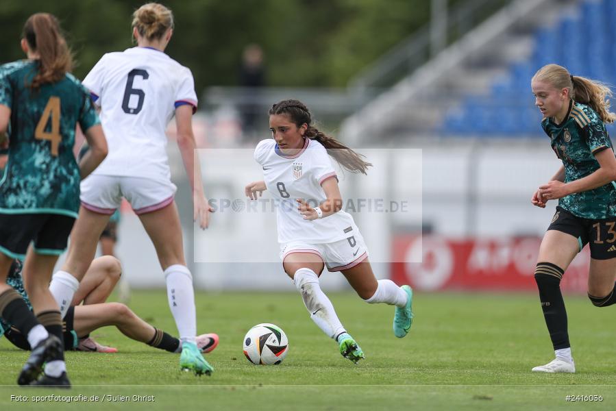 sport, action, Womens U16, USA, Stadion am Schönbusch, Länderspiel, Juniorinnen, GER, Fussball, Deutschland, DFB, Aschaffenburg, 11.06.2024 - Bild-ID: 2416036