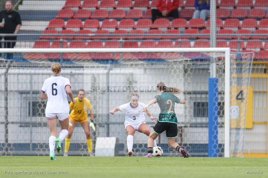 sport, action, Womens U16, USA, Stadion am Schönbusch, Länderspiel, Juniorinnen, GER, Fussball, Deutschland, DFB, Aschaffenburg, 11.06.2024 - Bild-ID: 2416038