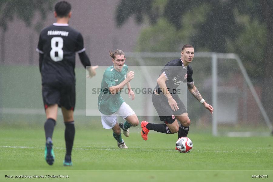 Nebenplatz 9, Sachs Stadion, Schweinfurt, 30.06.2024, sport, action, BFV, Fussball, Regionalfreundschaftsspiele, Regionalliga Südwest, Regionalliga Bayern, SGE, FCS, Eintracht Frankfurt U21, 1. FC Schweinfurt 1905 - Bild-ID: 2416921