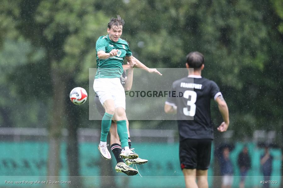 Nebenplatz 9, Sachs Stadion, Schweinfurt, 30.06.2024, sport, action, BFV, Fussball, Regionalfreundschaftsspiele, Regionalliga Südwest, Regionalliga Bayern, SGE, FCS, Eintracht Frankfurt U21, 1. FC Schweinfurt 1905 - Bild-ID: 2417020