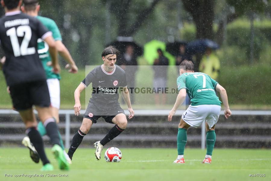 Nebenplatz 9, Sachs Stadion, Schweinfurt, 30.06.2024, sport, action, BFV, Fussball, Regionalfreundschaftsspiele, Regionalliga Südwest, Regionalliga Bayern, SGE, FCS, Eintracht Frankfurt U21, 1. FC Schweinfurt 1905 - Bild-ID: 2417025