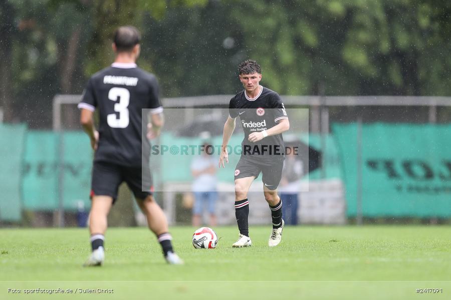 Nebenplatz 9, Sachs Stadion, Schweinfurt, 30.06.2024, sport, action, BFV, Fussball, Regionalfreundschaftsspiele, Regionalliga Südwest, Regionalliga Bayern, SGE, FCS, Eintracht Frankfurt U21, 1. FC Schweinfurt 1905 - Bild-ID: 2417091