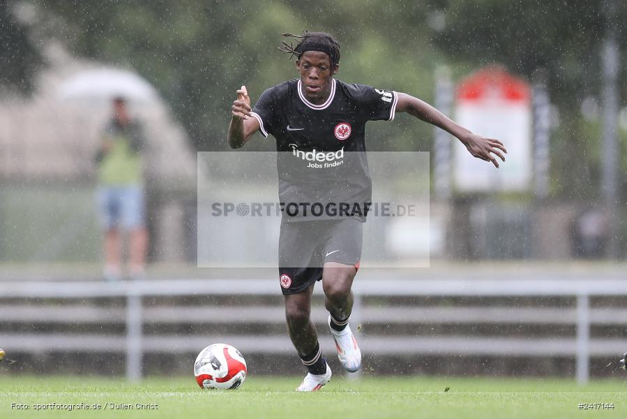 Nebenplatz 9, Sachs Stadion, Schweinfurt, 30.06.2024, sport, action, BFV, Fussball, Regionalfreundschaftsspiele, Regionalliga Südwest, Regionalliga Bayern, SGE, FCS, Eintracht Frankfurt U21, 1. FC Schweinfurt 1905 - Bild-ID: 2417144 Nebenplatz 9, Sachs Stadion, Schweinfurt, 30.06.2024, sport, action, BFV, Fussball, Regionalfreundschaftsspiele, Regionalliga Südwest, Regionalliga Bayern, SGE, FCS, Eintracht Frankfurt U21, 1. FC Schweinfurt 1905 - Bild-ID: 2417144