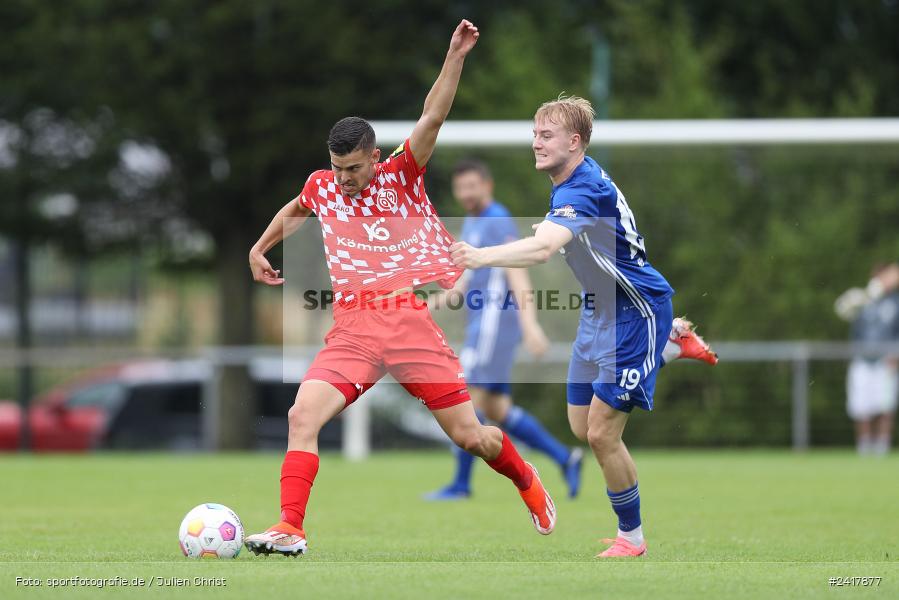 sport, action, Sportgelände Strietwald, SVA, SV Viktoria Aschaffenburg, Regionalliga Südwest, Regionalliga Bayern, Landesfreundschaftsspiele, Fussball, FSV, BFV, Aschaffenburg, 1. FSV Mainz 05 U23, 06.07.2024 - Bild-ID: 2417877 sport, action, Sportgelände Strietwald, SVA, SV Viktoria Aschaffenburg, Regionalliga Südwest, Regionalliga Bayern, Landesfreundschaftsspiele, Fussball, FSV, BFV, Aschaffenburg, 1. FSV Mainz 05 U23, 06.07.2024 - Bild-ID: 2417877