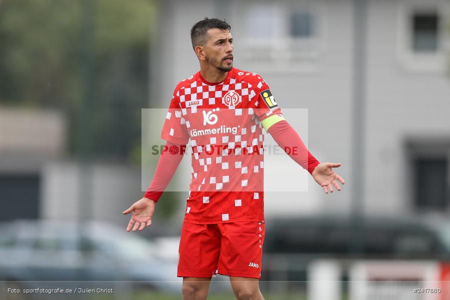 sport, action, Sportgelände Strietwald, SVA, SV Viktoria Aschaffenburg, Regionalliga Südwest, Regionalliga Bayern, Landesfreundschaftsspiele, Fussball, FSV, BFV, Aschaffenburg, 1. FSV Mainz 05 U23, 06.07.2024 - Bild-ID: 2417880 sport, action, Sportgelände Strietwald, SVA, SV Viktoria Aschaffenburg, Regionalliga Südwest, Regionalliga Bayern, Landesfreundschaftsspiele, Fussball, FSV, BFV, Aschaffenburg, 1. FSV Mainz 05 U23, 06.07.2024 - Bild-ID: 2417880