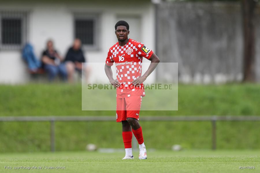 sport, action, Sportgelände Strietwald, SVA, SV Viktoria Aschaffenburg, Regionalliga Südwest, Regionalliga Bayern, Landesfreundschaftsspiele, Fussball, FSV, BFV, Aschaffenburg, 1. FSV Mainz 05 U23, 06.07.2024 - Bild-ID: 2417883 sport, action, Sportgelände Strietwald, SVA, SV Viktoria Aschaffenburg, Regionalliga Südwest, Regionalliga Bayern, Landesfreundschaftsspiele, Fussball, FSV, BFV, Aschaffenburg, 1. FSV Mainz 05 U23, 06.07.2024 - Bild-ID: 2417883