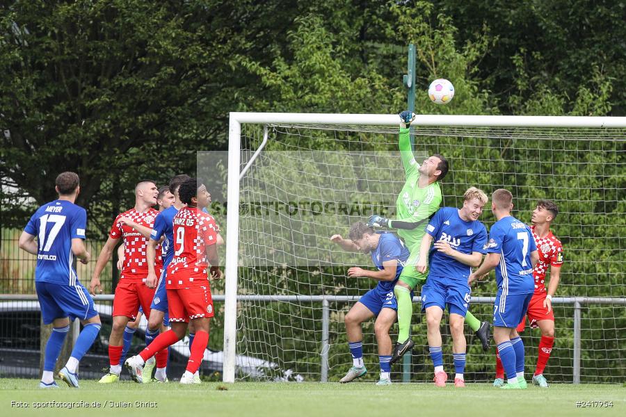 sport, action, Sportgelände Strietwald, SVA, SV Viktoria Aschaffenburg, Regionalliga Südwest, Regionalliga Bayern, Landesfreundschaftsspiele, Fussball, FSV, BFV, Aschaffenburg, 1. FSV Mainz 05 U23, 06.07.2024 - Bild-ID: 2417954