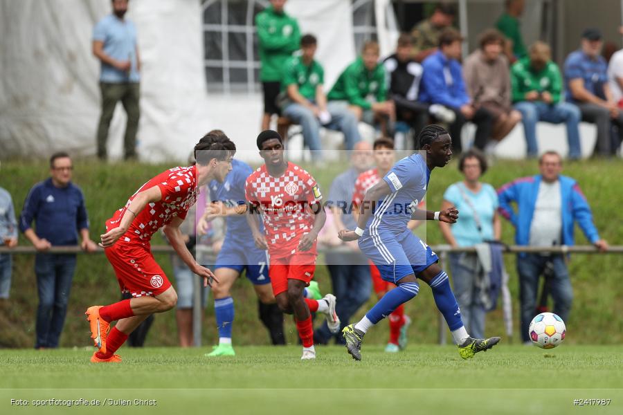 sport, action, Sportgelände Strietwald, SVA, SV Viktoria Aschaffenburg, Regionalliga Südwest, Regionalliga Bayern, Landesfreundschaftsspiele, Fussball, FSV, BFV, Aschaffenburg, 1. FSV Mainz 05 U23, 06.07.2024 - Bild-ID: 2417987
