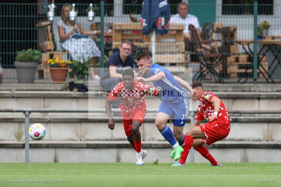 sport, action, Sportgelände Strietwald, SVA, SV Viktoria Aschaffenburg, Regionalliga Südwest, Regionalliga Bayern, Landesfreundschaftsspiele, Fussball, FSV, BFV, Aschaffenburg, 1. FSV Mainz 05 U23, 06.07.2024 - Bild-ID: 2417992